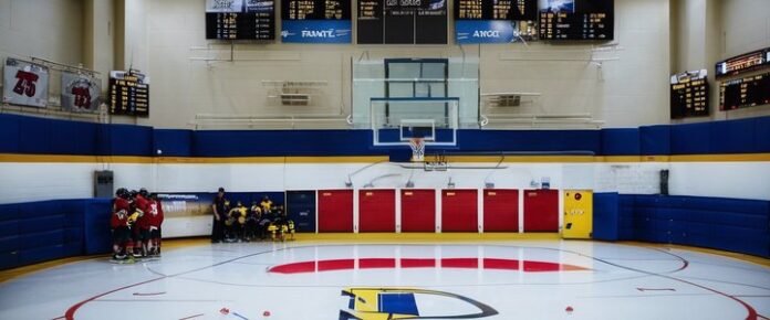 Poker players drafting teams for the 2025 SCOOP League.