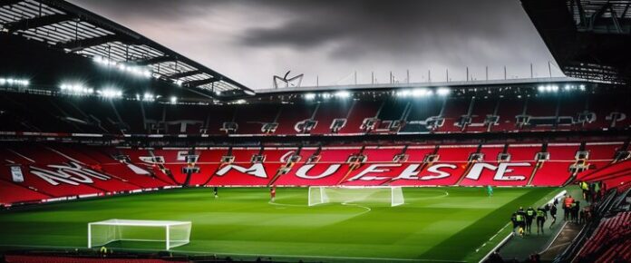 Manchester United players in action during Europa League semifinal match